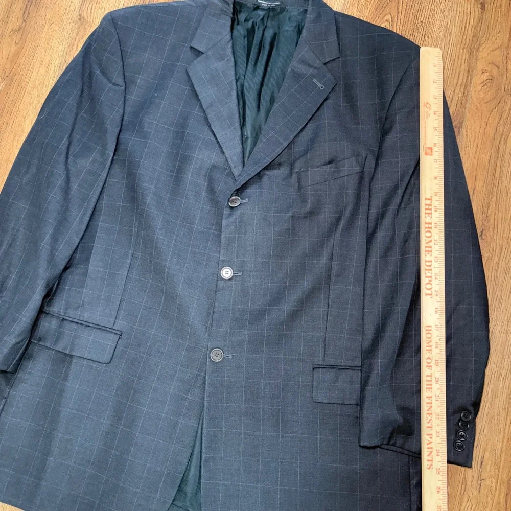 Zanetti Men's 50L Italy Made Super 150s Wool Gray Windowpane Suit 3-Button READ